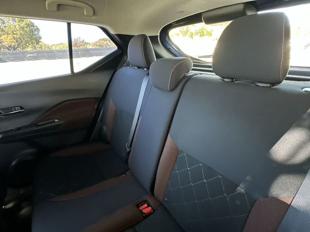 Thumbnail: 2018 Nissan Kicks - 22