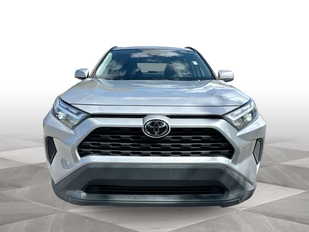 Thumbnail: 2022 Toyota RAV4 - 3