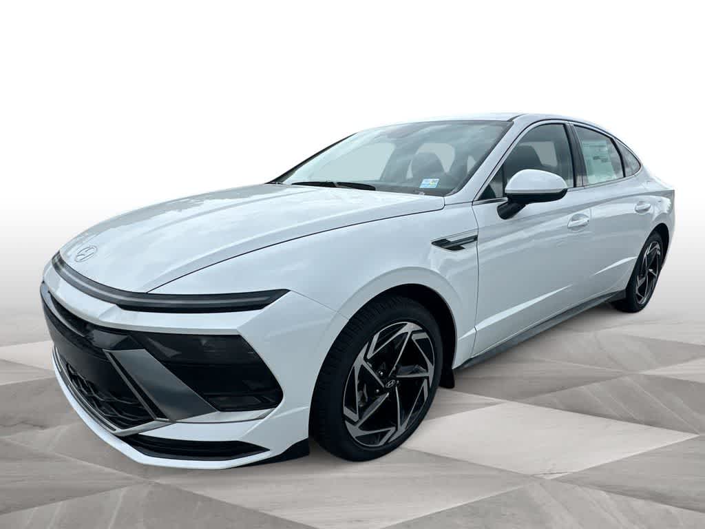 Thumbnail: 2026 Hyundai Sonata - 4
