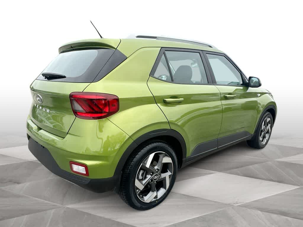 Thumbnail: 2023 Hyundai Venue - 8