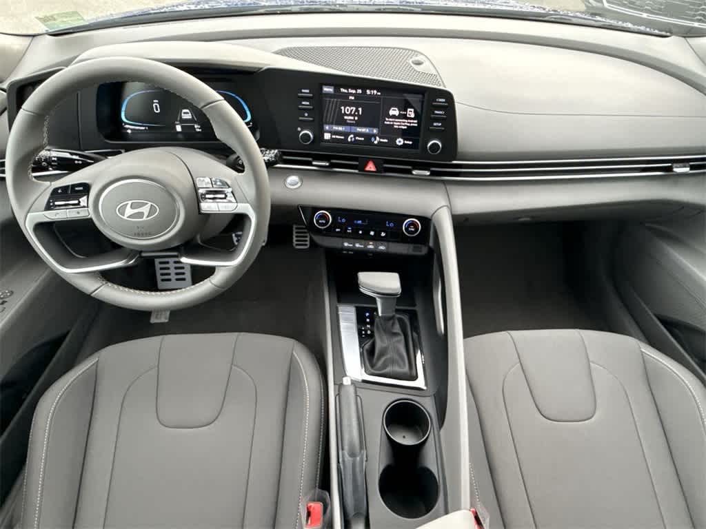 Thumbnail: 2025 Hyundai Elantra - 24