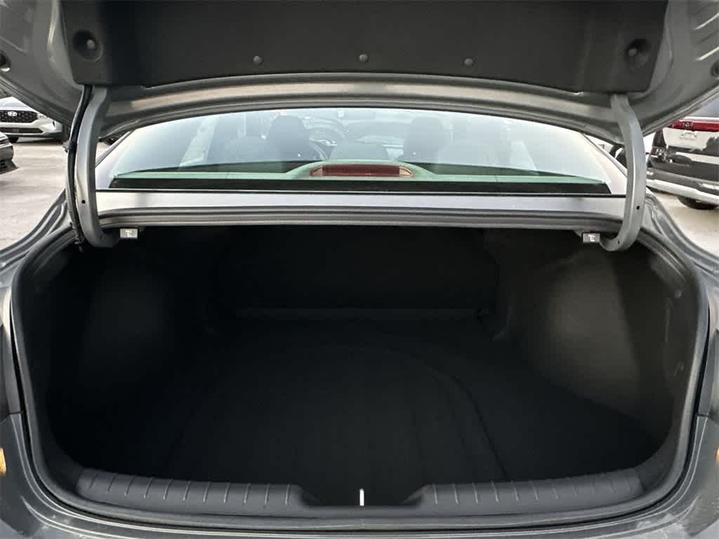 Thumbnail: 2026 Hyundai Elantra - 25