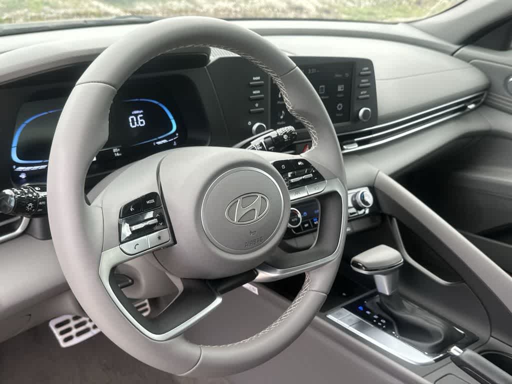 Thumbnail: 2026 Hyundai Elantra - 17