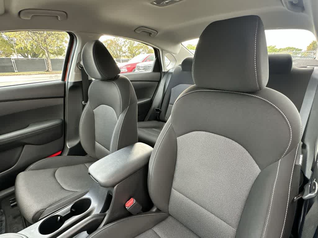 Thumbnail: 2023 Kia Forte - 14