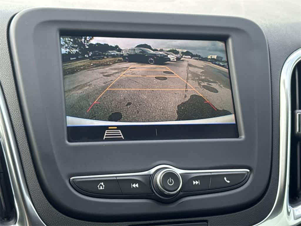 2020 Chevrolet Equinox LS 19