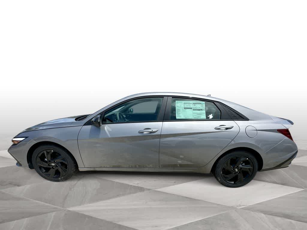 Thumbnail: 2026 Hyundai Elantra - 5