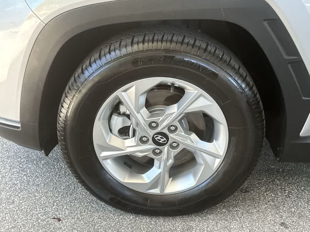 Thumbnail: 2023 Hyundai Tucson - 10