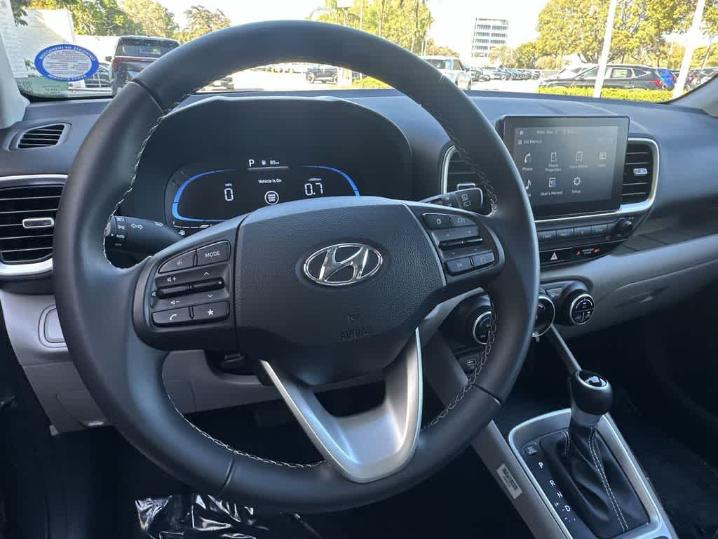 Thumbnail: 2025 Hyundai Venue - 13