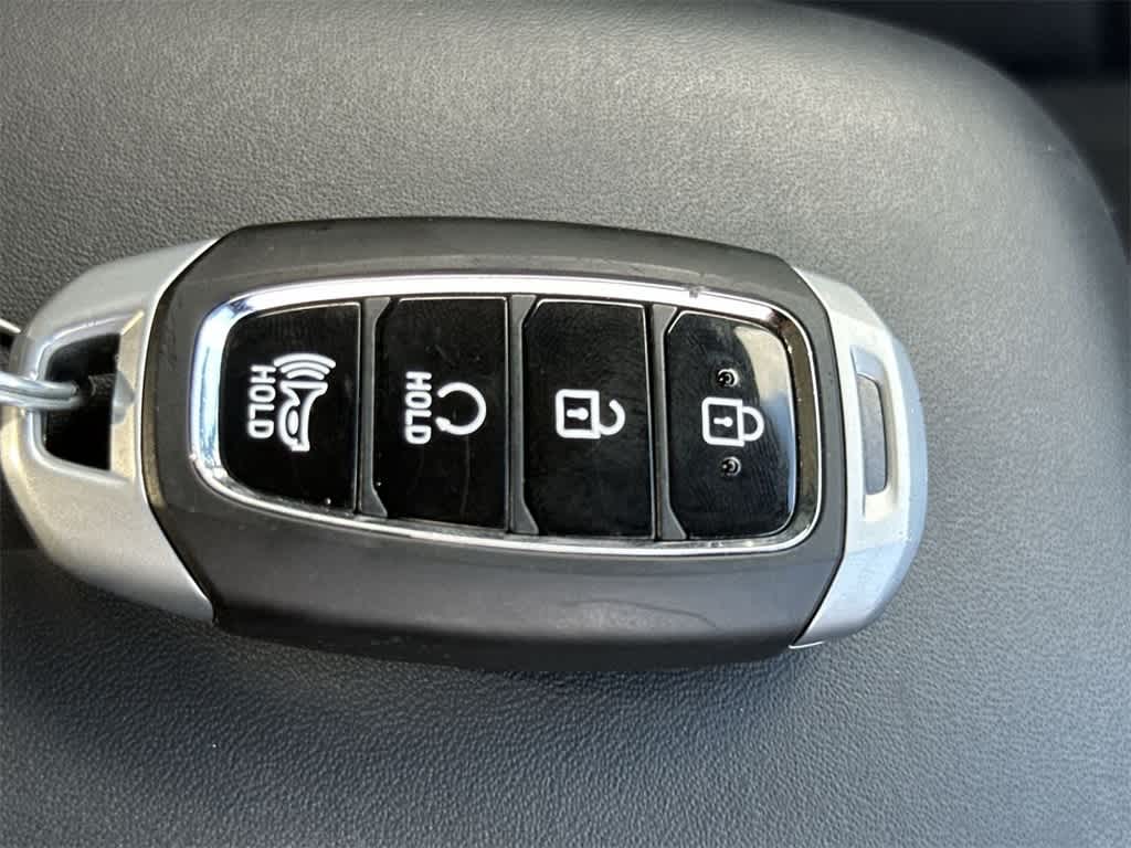 Thumbnail: 2025 Hyundai Venue - 28