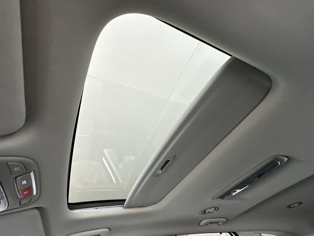 Thumbnail: 2023 Kia Telluride - 16