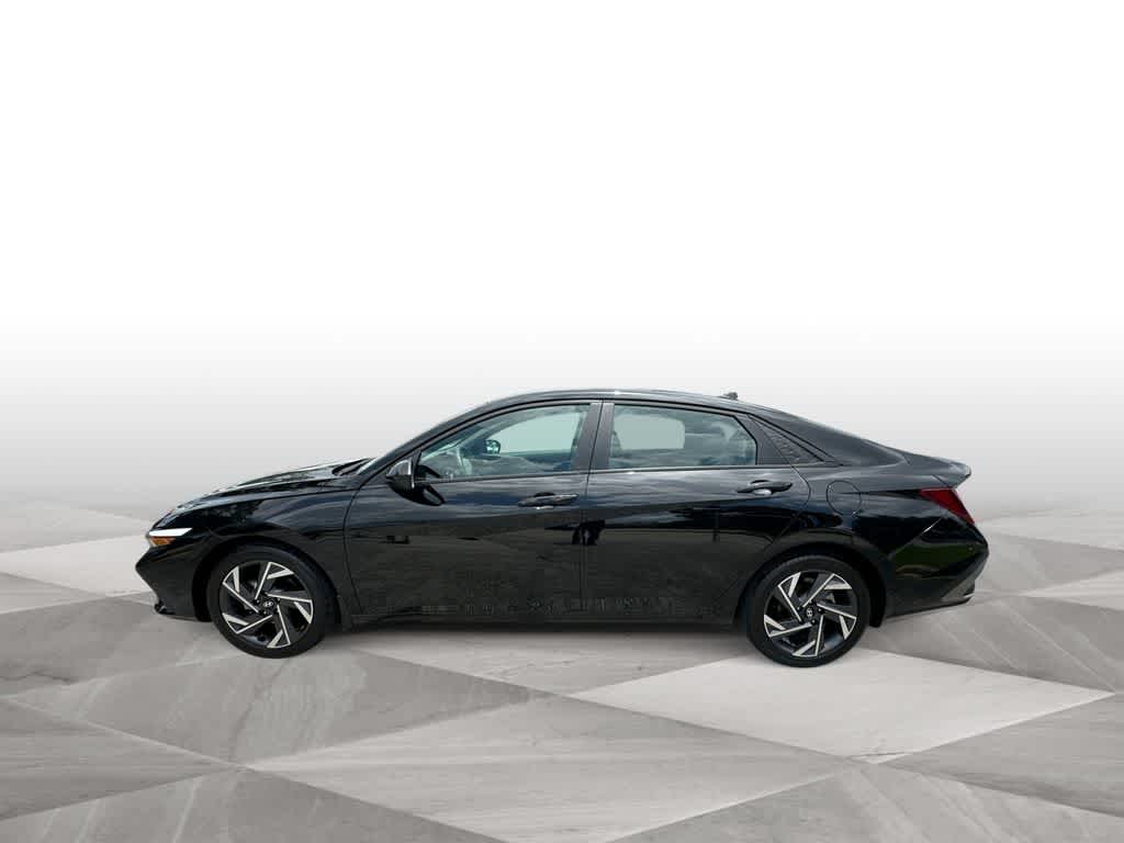 Thumbnail: 2025 Hyundai Elantra - 5