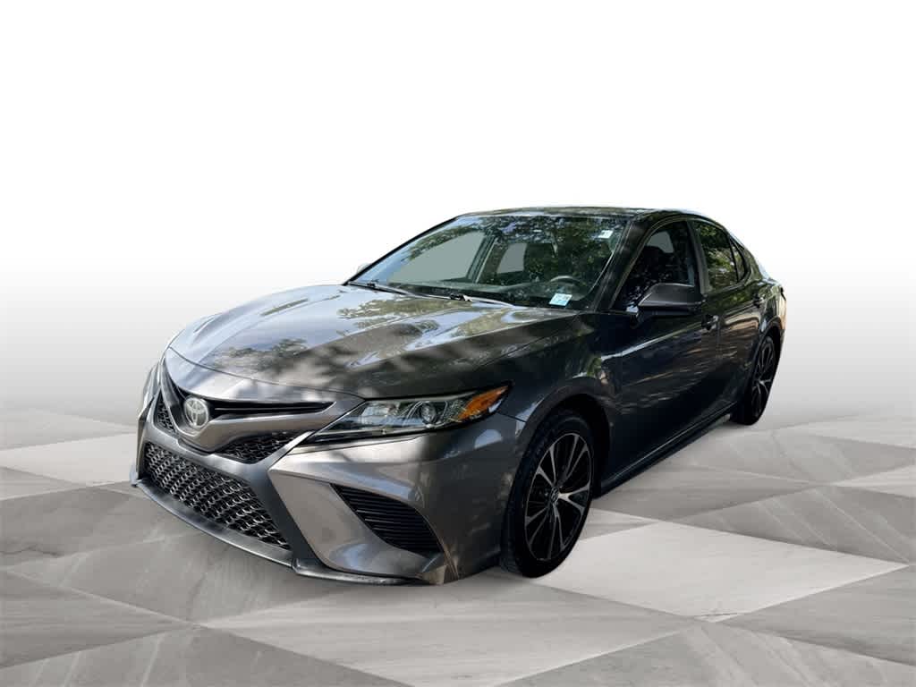 Thumbnail: 2020 Toyota Camry - 4