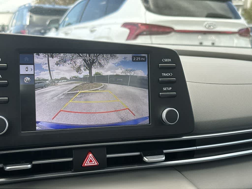 Thumbnail: 2024 Hyundai Elantra - 19