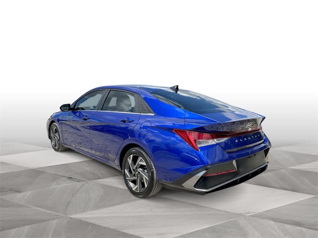 Thumbnail: 2024 Hyundai Elantra - 6