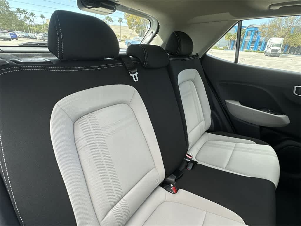 Thumbnail: 2023 Hyundai Venue - 26