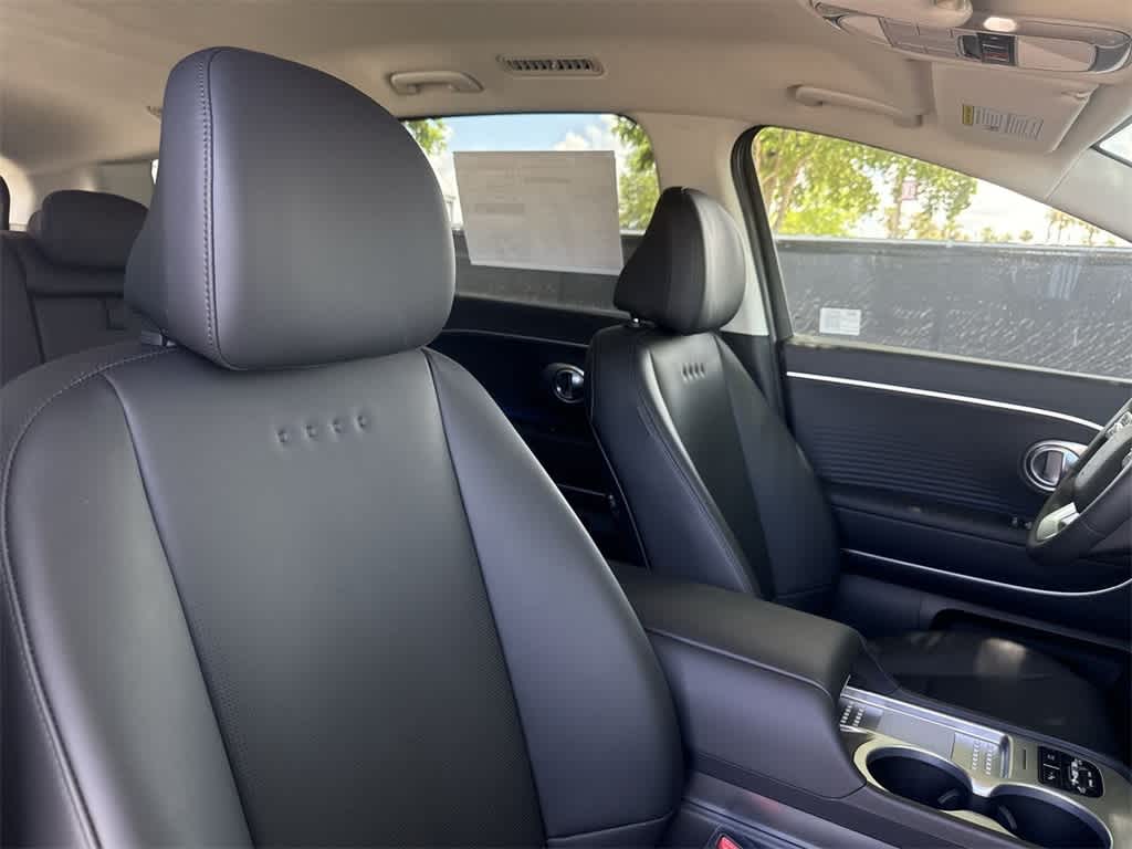 2026 Hyundai Ioniq SEL 27