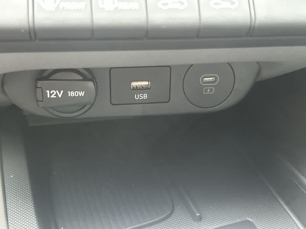 Thumbnail: 2026 Hyundai Elantra - 21