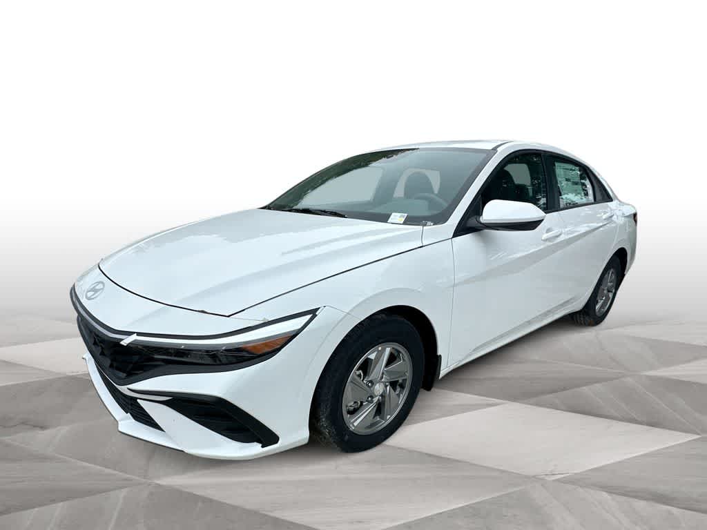 Thumbnail: 2026 Hyundai Elantra - 4