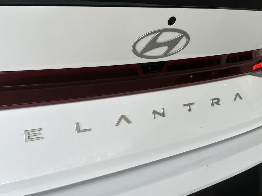 Thumbnail: 2025 Hyundai Elantra - 9