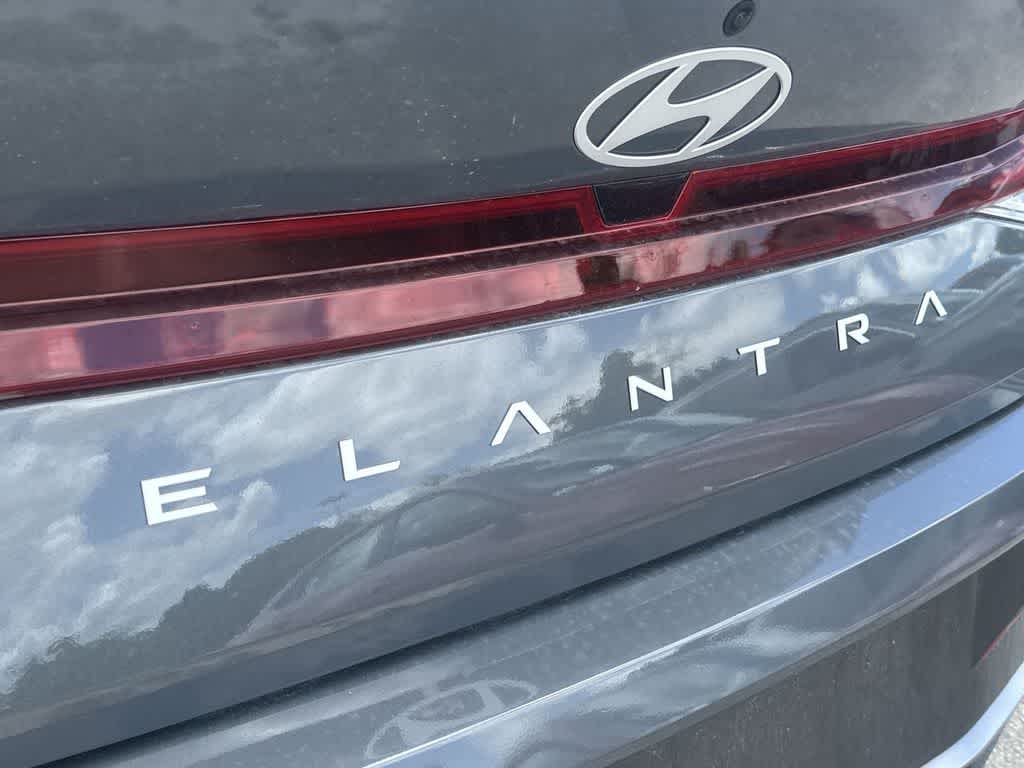 Thumbnail: 2026 Hyundai Elantra - 10