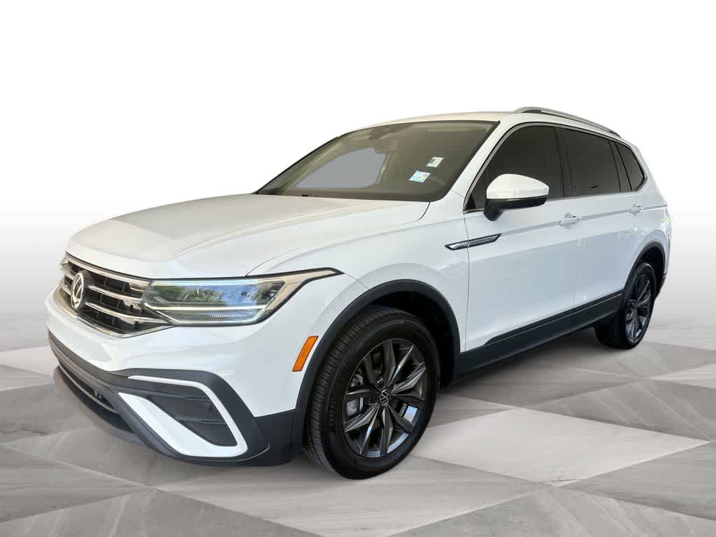 Thumbnail: 2024 Volkswagen Tiguan - 1