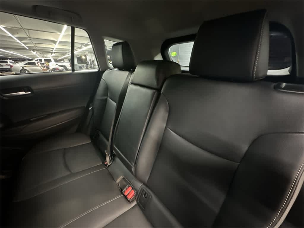 Thumbnail: 2023 Toyota Corolla Cross - 22