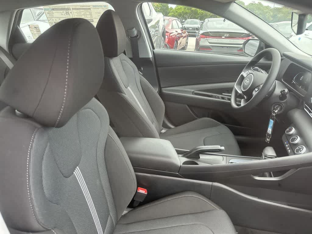 Thumbnail: 2026 Hyundai Elantra - 10