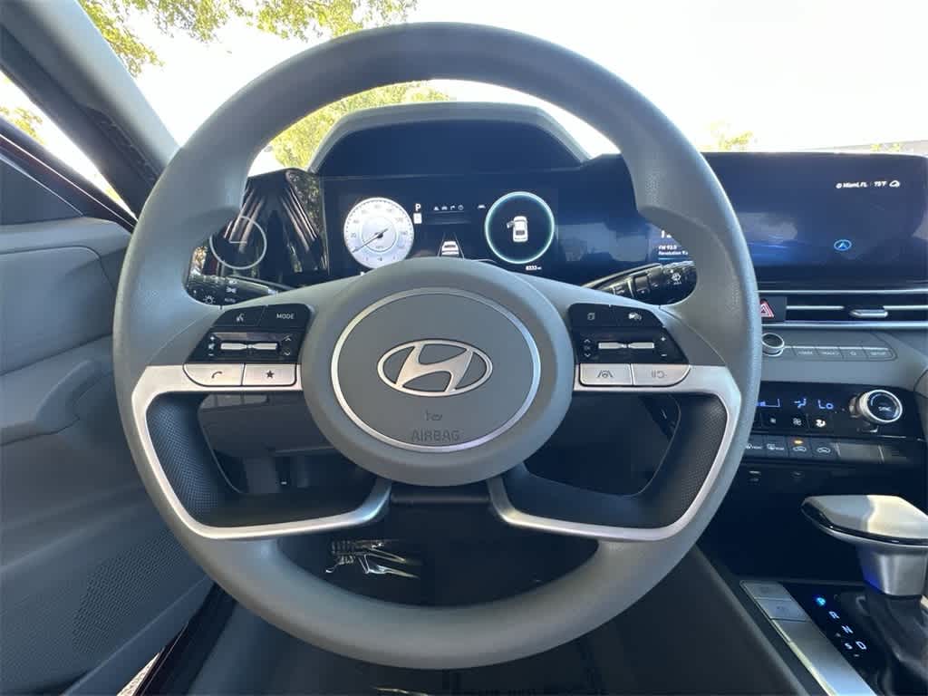 Thumbnail: 2024 Hyundai Elantra - 15