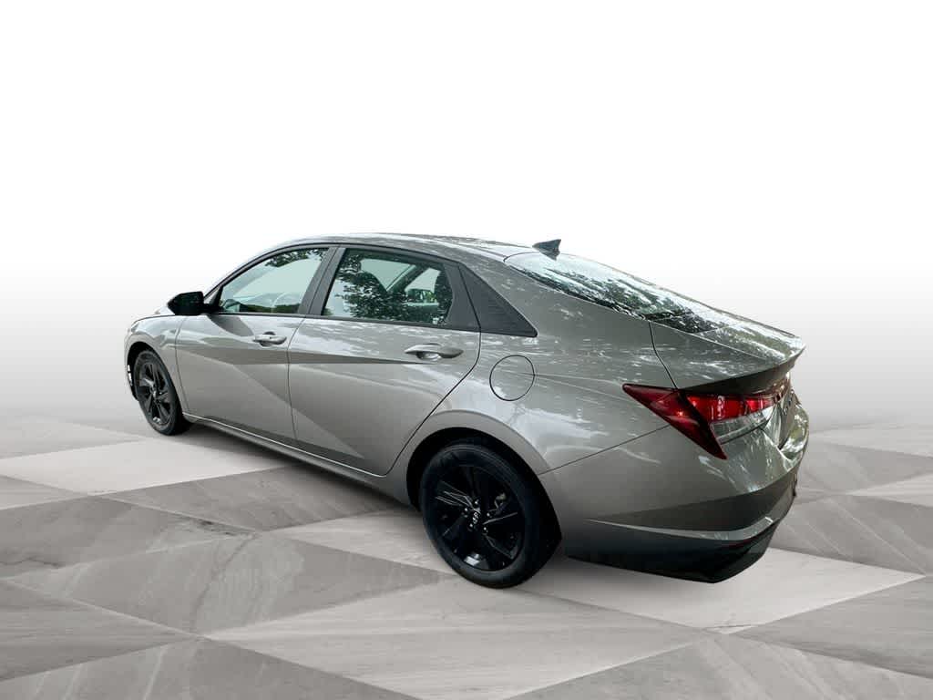 Thumbnail: 2023 Hyundai Elantra - 6