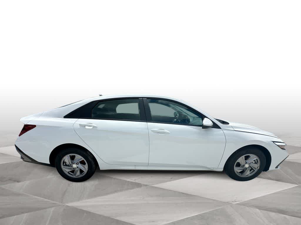 Thumbnail: 2026 Hyundai Elantra - 9