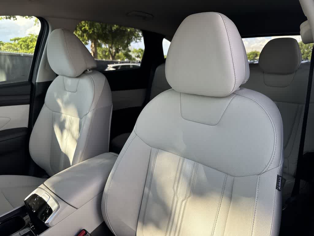 Thumbnail: 2026 Hyundai Tucson - 14