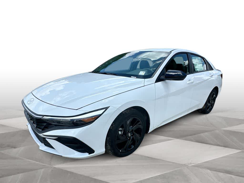 Thumbnail: 2026 Hyundai Elantra - 4