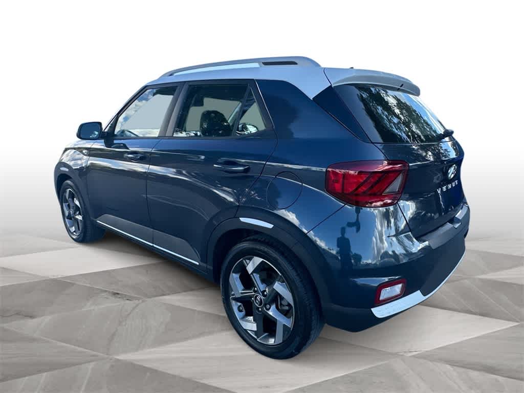 Thumbnail: 2023 Hyundai Venue - 6