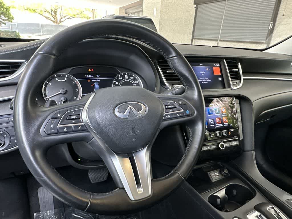 Thumbnail: 2023 INFINITI QX50 - 13