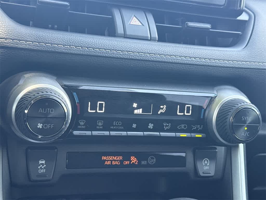 2022 Toyota RAV4 XLE 20