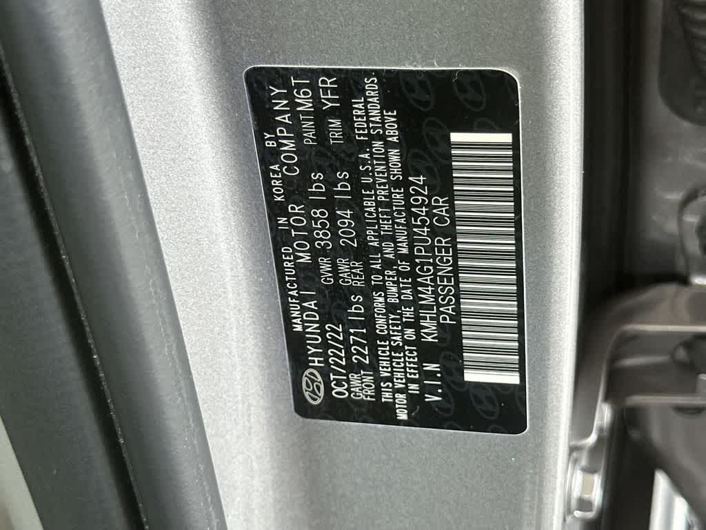 Thumbnail: 2023 Hyundai Elantra - 29