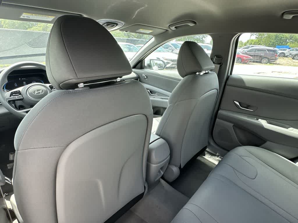 Thumbnail: 2026 Hyundai Elantra - 14