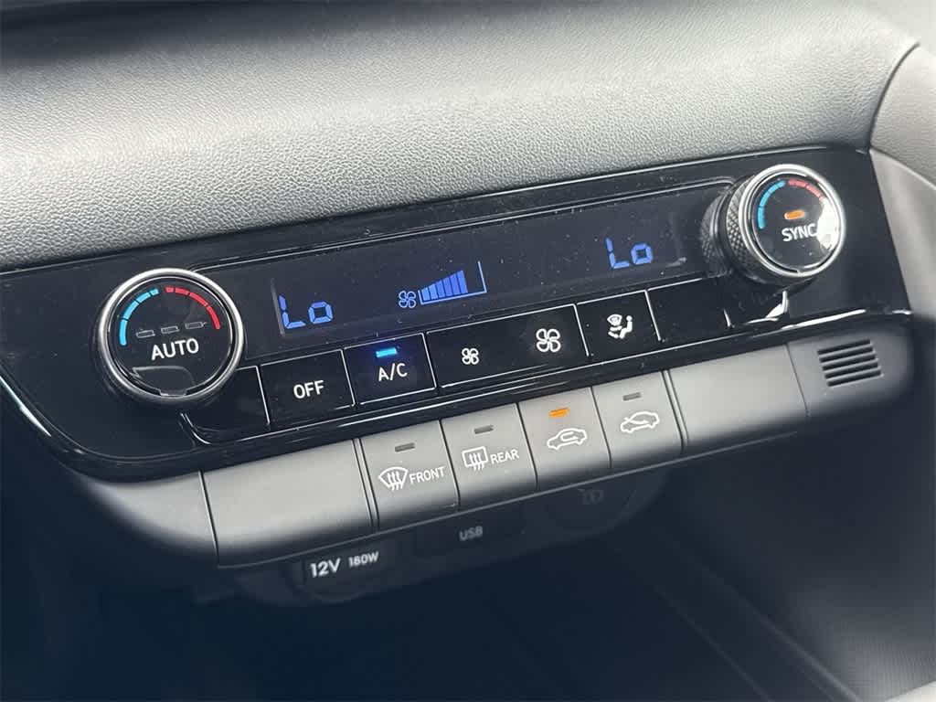 Thumbnail: 2025 Hyundai Elantra - 20
