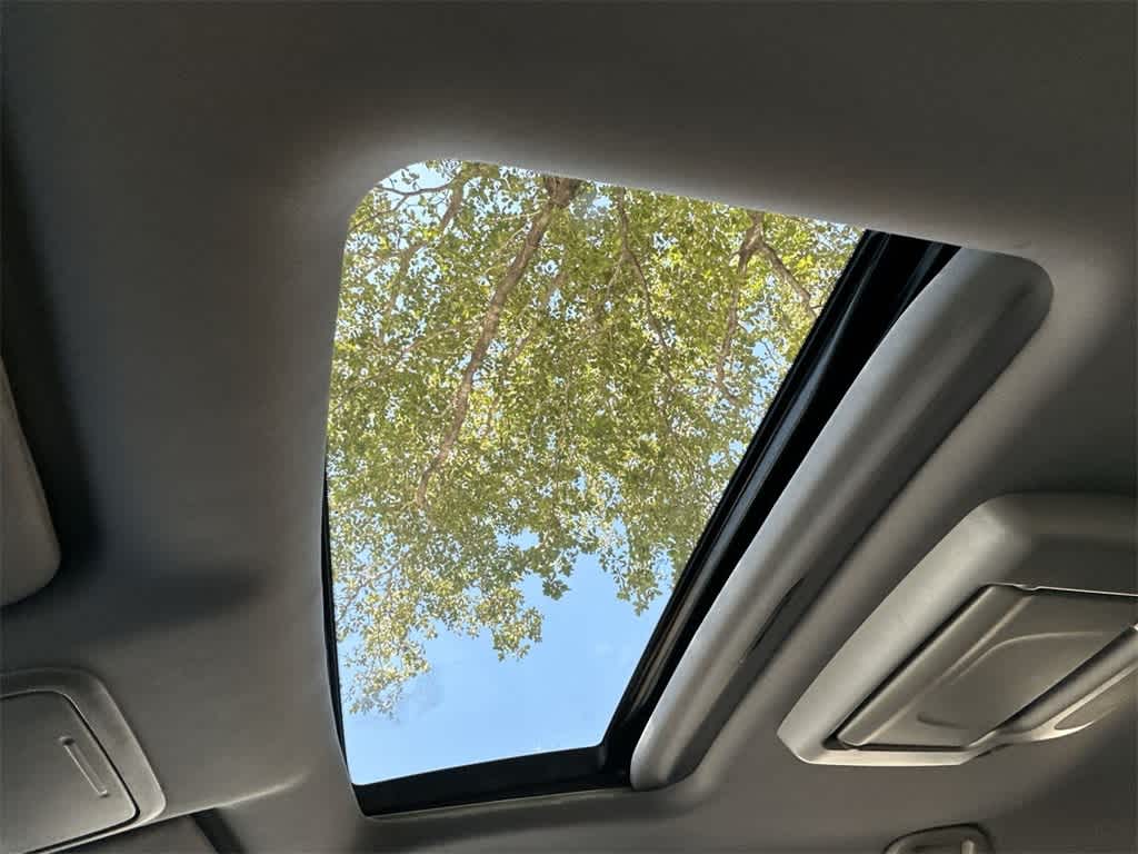 Thumbnail: 2022 Honda Pilot - 17