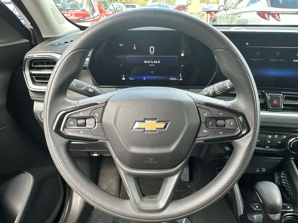 Thumbnail: 2025 Chevrolet TrailBlazer - 15