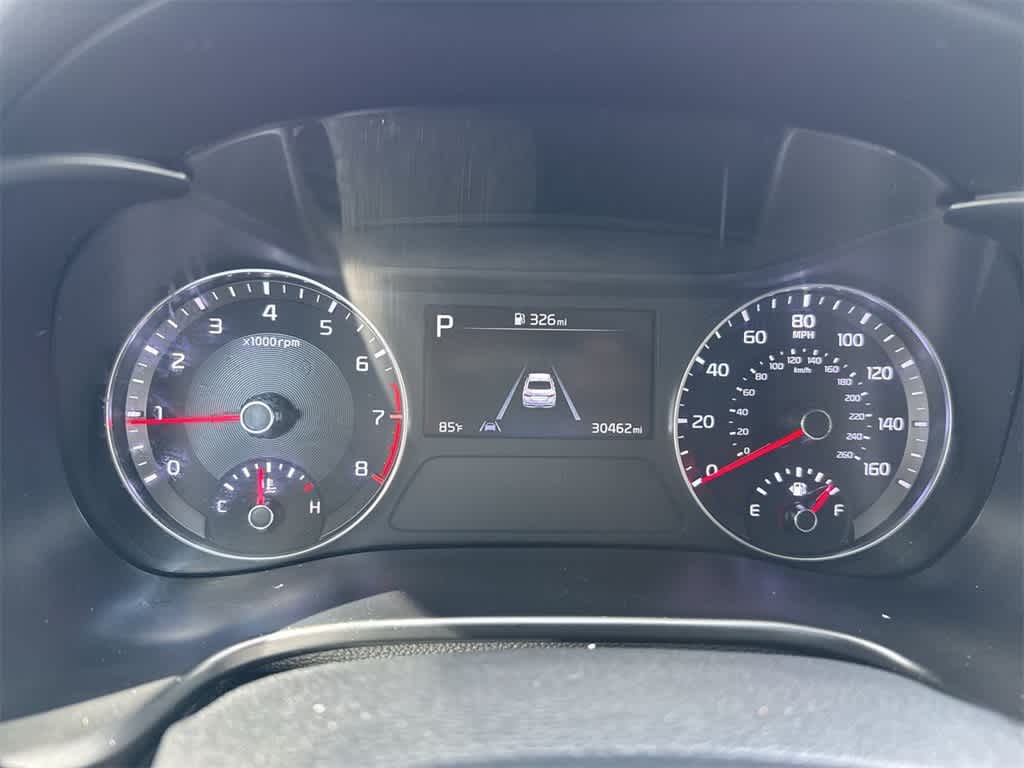 Thumbnail: 2022 Kia Forte - 16