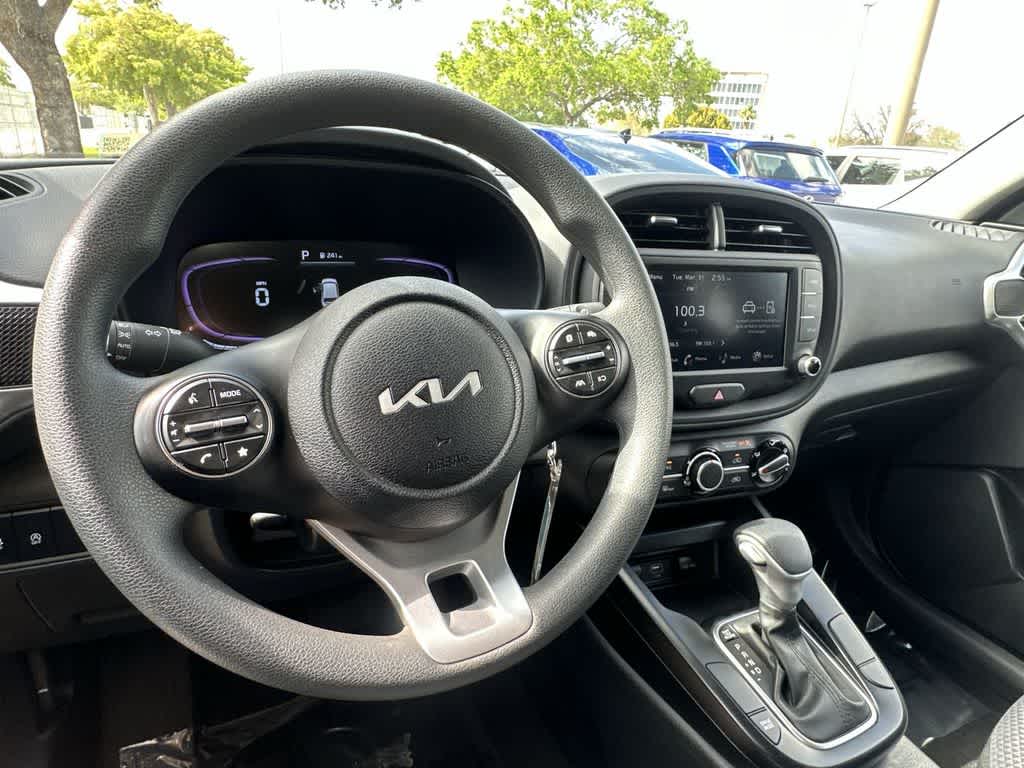 Thumbnail: 2025 Kia Soul - 13