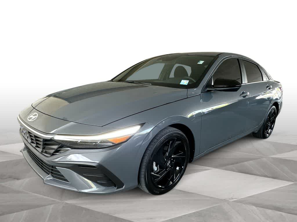 Thumbnail: 2026 Hyundai Elantra - 4
