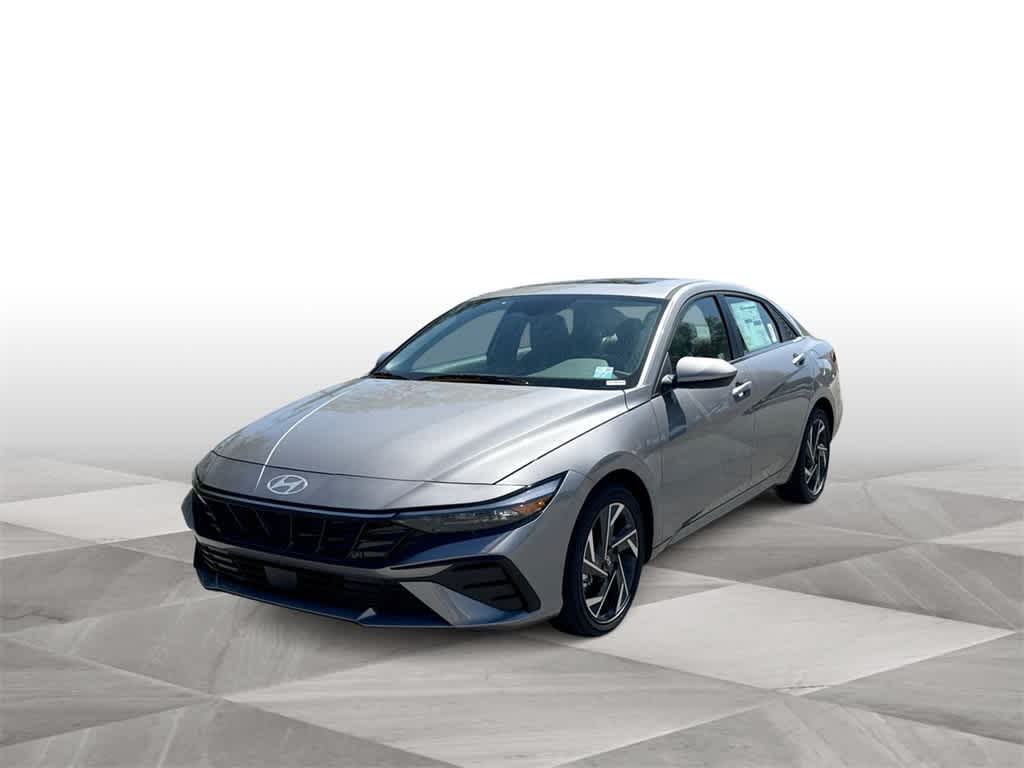 2025 Hyundai Elantra SEL 4