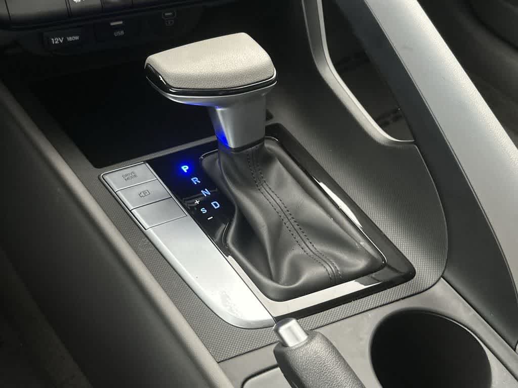 Thumbnail: 2024 Hyundai Elantra - 21