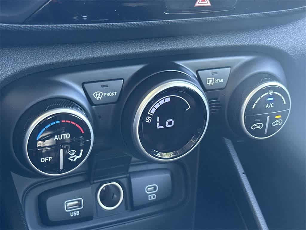 Thumbnail: 2025 Hyundai Venue - 20