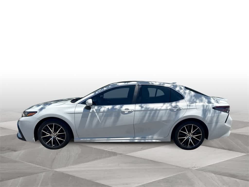 2024 Toyota Camry SE 5