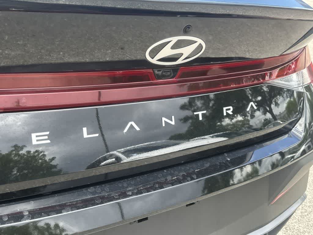 Thumbnail: 2025 Hyundai Elantra - 10