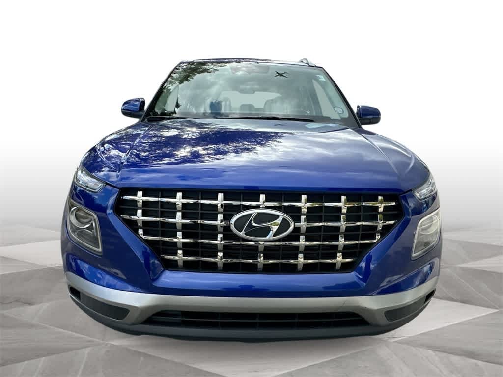 Used 2023 Hyundai Venue SEL SUV