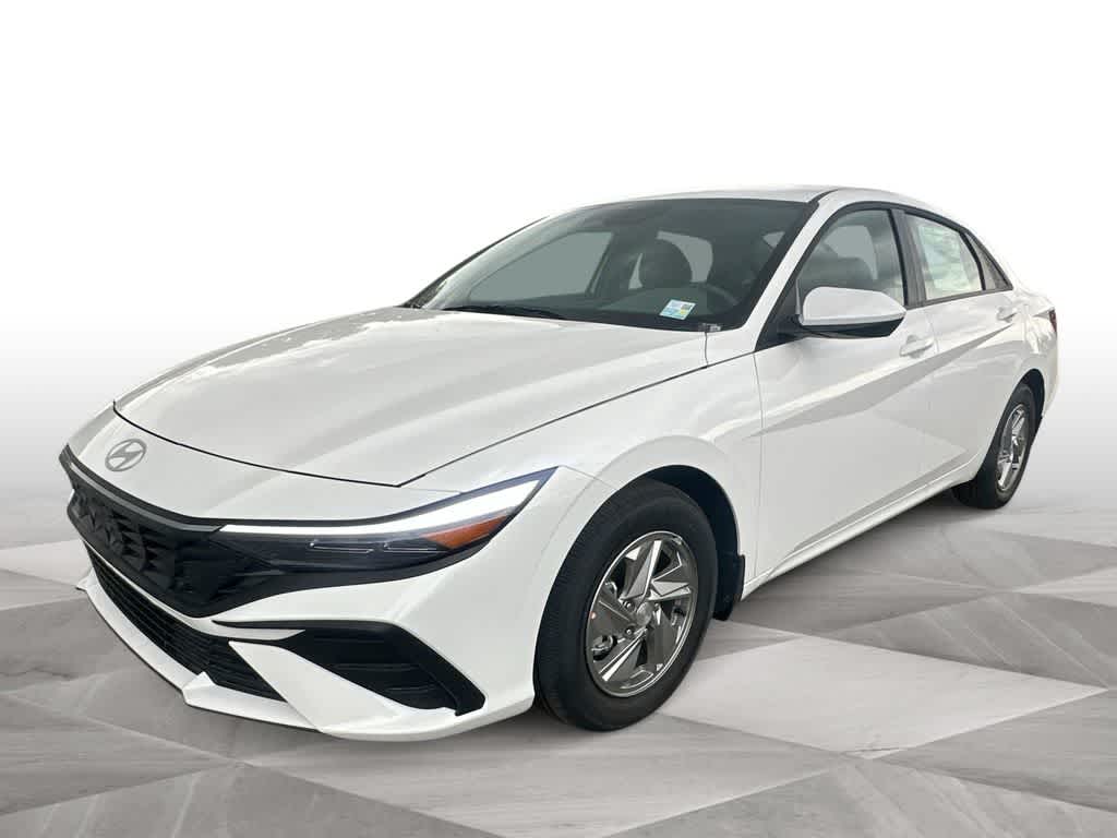 Thumbnail: 2026 Hyundai Elantra - 4